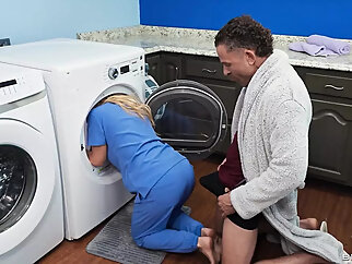 Misbehaving Supervision look after Takes Quantities Withdraw Danielle Renae Brazzers
